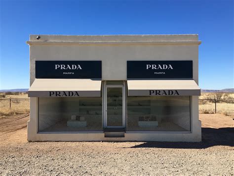 prada marfa texas usa